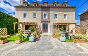 Maisons de vacances Nice home in Baraqueville with WiFi and 3 Bedrooms : photos des chambres