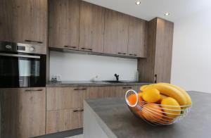 Apartments with parking space Supetar, Brac - 16652