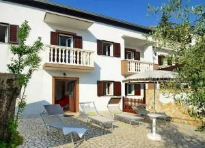 Family friendly house with a swimming pool Rabac, Labin - 16698 - 拉巴克