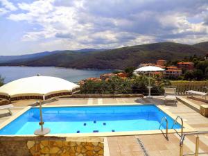 Holiday house with a swimming pool Rabac, Labin - 16681 