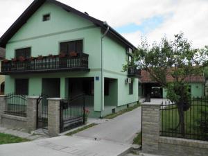 Rooms with a parking space Draz, Baranja - 16701