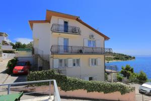 Apartments by the sea Okrug Donji, Ciovo - 16657