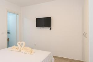 Apartments by the sea Arbanija, Ciovo - 16762