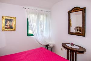 Apartments with parking space Trpanj, Peljesac - 16825