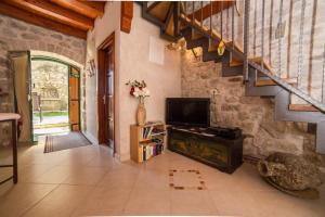 Holiday house with a parking space Gornja Podgora, Makarska - 16835