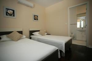 Family friendly house with a swimming pool Sumartin, Brac - 16842