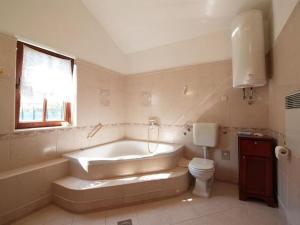 Apartments by the sea Veli Losinj Losinj 16919