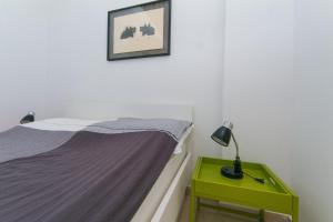 Apartments with parking space Brela, Makarska - 16596