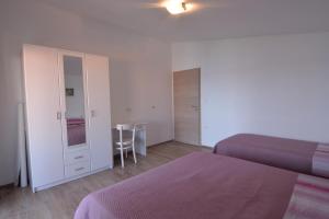 Apartments by the sea Tkon, Pasman - 16589