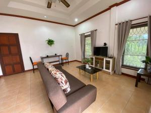 1-Bedrooms Cozy Entire house near Bangtao Beach free wifi