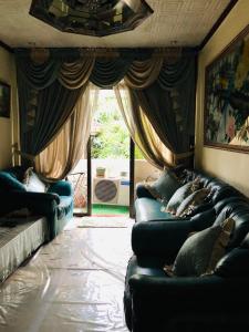 THE MANSION - 20 PAX LUXURY Near AIRPORT in PASAY