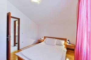 Apartments by the sea Vir - Torovi - Vir - Pedinka, Vir - 18587