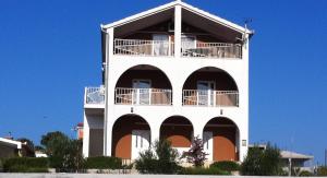 Apartments by the sea Sevid, Trogir - 16802
