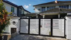 RR Homestay D' Lot 144 Chukai Kemaman - Kampong Gong Pauh