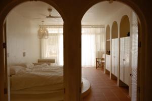 Club Tropical Resort - Newly renovated Studio Apartments