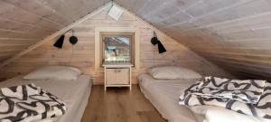 Lillstugan i idyllisk lugn miljö nära Hällungen, Stenungsund