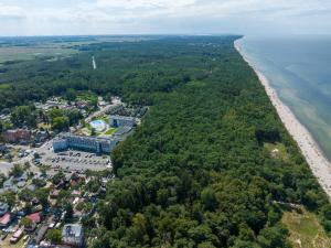 Zem-Tourist 250 M OD MORZA, ODKRYTY BASEN, PLAC ZABAW, PARKING, WYŻYWIENIE