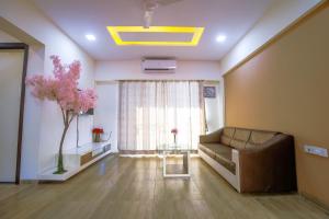 Daffodil by SoulStays