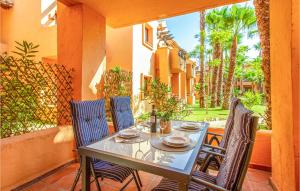 Amazing Apartment In Los Alcázares