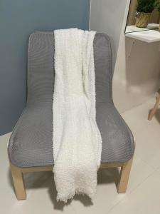 1 BR Cozy Modern-Style Condo with Balcony & 5-star amenities at Wind Residences