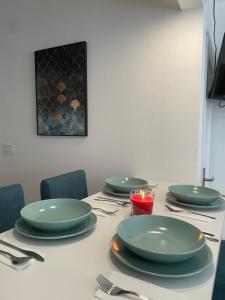 The Blue Velvet Apartment