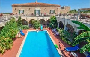 Gorgeous Home In Ragusa With Kitchen - 栋纳富加塔