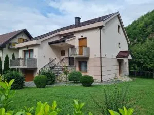 Apartmani Minjević - Cernica