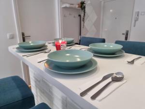 The Blue Velvet Apartment