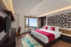 Ramada by Wyndham Gangtok Hotel & Casino Golden