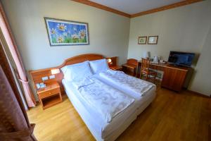 Standard Double or Twin Room room in Hotel Riviera