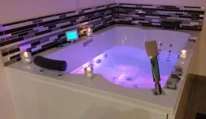 L'instant spa et sa terrasse privative - Héry