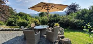 Large Mach Apartment at Pen Y Coed Hall