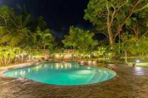 DreamSpace Estate, Private Luxury Villa, Pool, Car and Beach