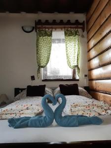 Chalupa pri vodopade