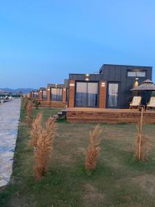 Lavira Tiny House Village