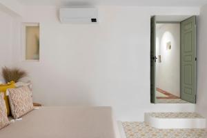 La AMARA Lounis - en el casco antiguo de Frigiliana