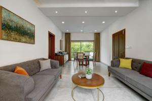 Pakoid Cottages