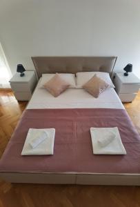 T-star, 2-bedroom apartment with magnificent beach view