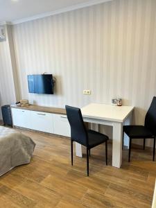 Beach Tower Sunshine Apartments