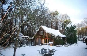 1 Bedroom Beautiful Home In Boekelo