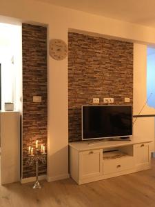 Seaside apartments with a swimming pool Poljica, Trogir - 18634