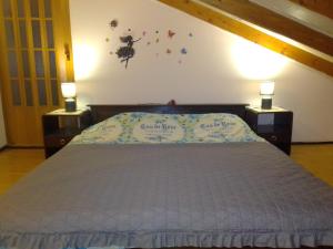 Apartments with WiFi Rijeka - 18659