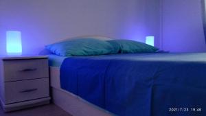 Apartments by the sea Necujam, Solta - 18664