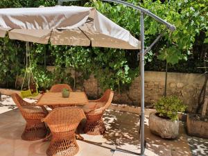 Apartments with parking space Palit, Rab - 18681