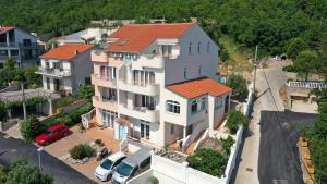 Apartments with a parking space Dramalj, Crikvenica - 18709 