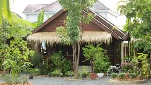 Treuy Koh Bungalow - Phumĭ Ândong Pring