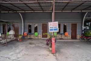 RedDoorz Syariah @ Jalan Bukit Kaminting 2