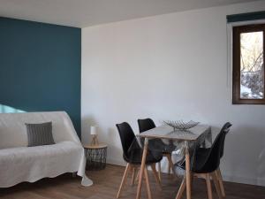 Appartements Studio Font-Romeu-Odeillo-Via, 1 piece, 4 personnes - FR-1-580-73 : photos des chambres