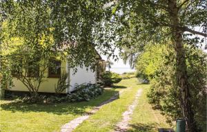 Awesome home in Nowe Warpno with 3 Bedrooms and WiFi