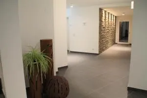 威廉高地旅馆 - Nieder Weisel